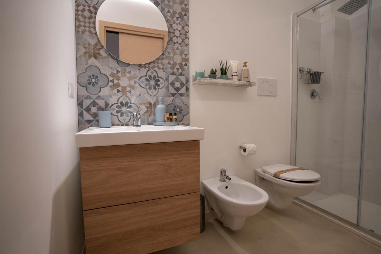 Imma Apulia Apartments Бари Экстерьер фото